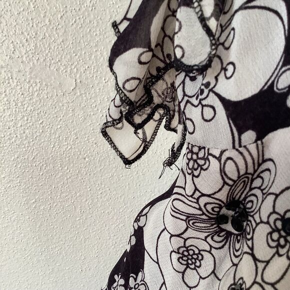 Rogue Romantic Y2K Whimsigoth Witchy Fairy Grunge Floral Ruffle Blouse Medium - Picture 9 of 14